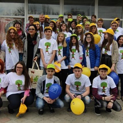 Подростки из левобережья Днестра учились вырабатывать энергию за счет природных ресурсов