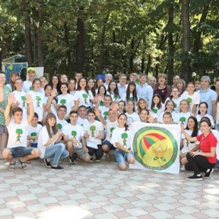 55 de tineri participă la cea de-a cincea ediţie a Taberei de Vară ENERGEL